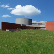 Drusku savādāka Madliena