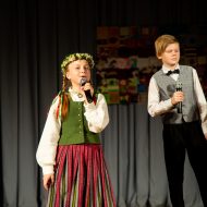 “Es – Latvija” valsts svētku koncerts Madlienas vidusskolā