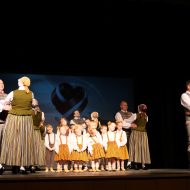 Latvijas valsts svētku koncerts Madlienas kultūras namā