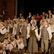 Latvijas valsts svētku koncerts Madlienas kultūras namā